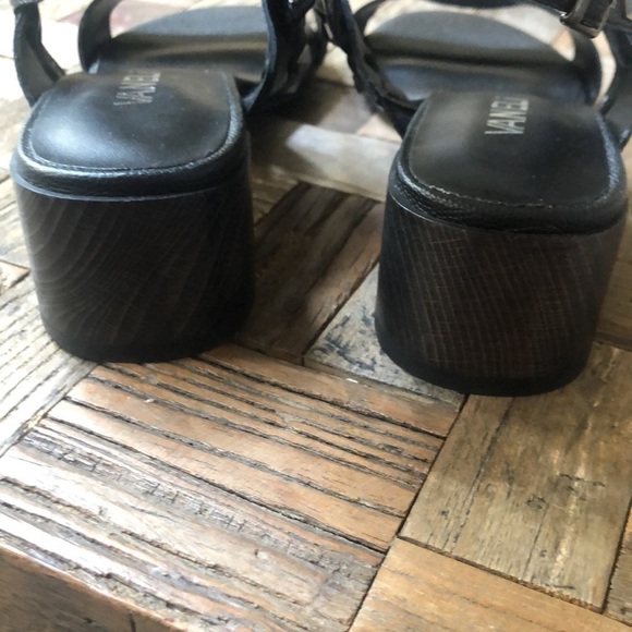Vaneli Chimba Black Leather Sandals - Picture 3 of 10